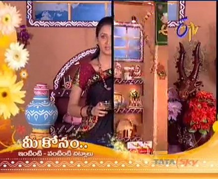 Abhiruchi - Recipes - Alu Ullikadala Curry, Rava Mamidi Tikkilu & Chenna Kaju Curry - 03