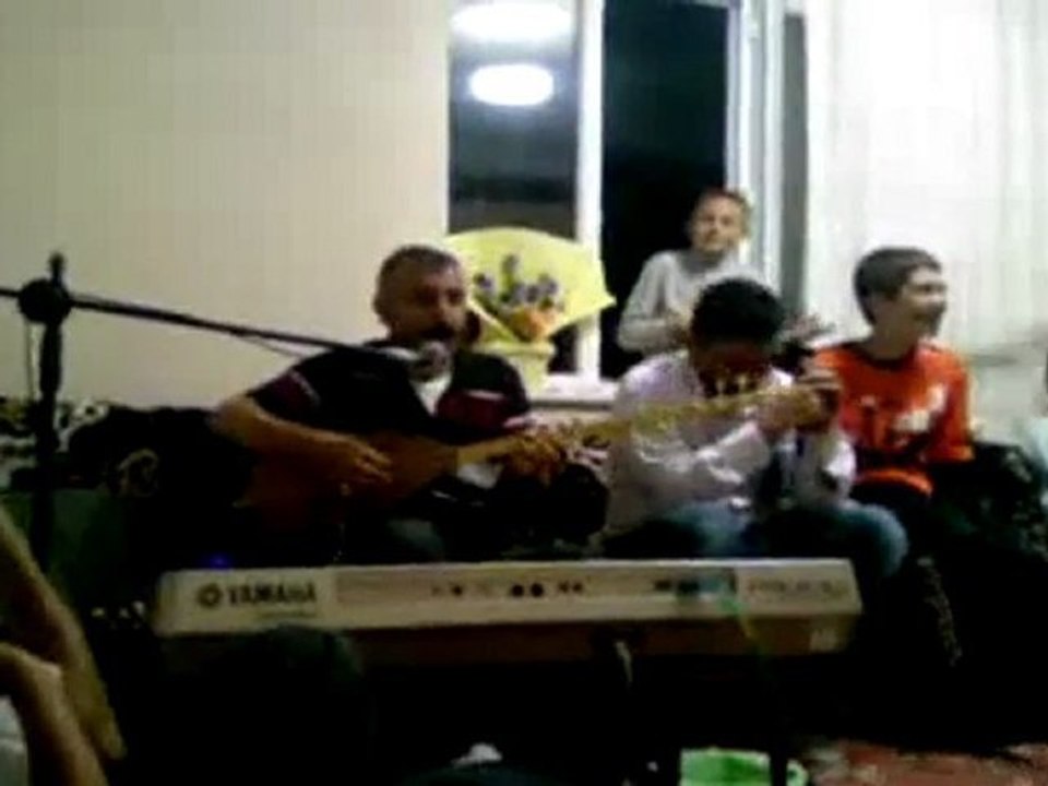 ADAM GİBİ (AHMET ŞAFAK)  FATİH ŞAHİN IŞIK