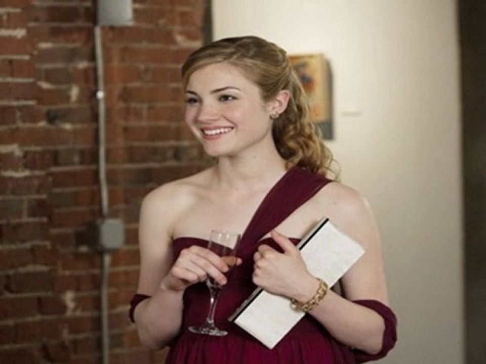 The Nine Lives of Chloe King season 1 episode 6 Nothing Compares 2 U