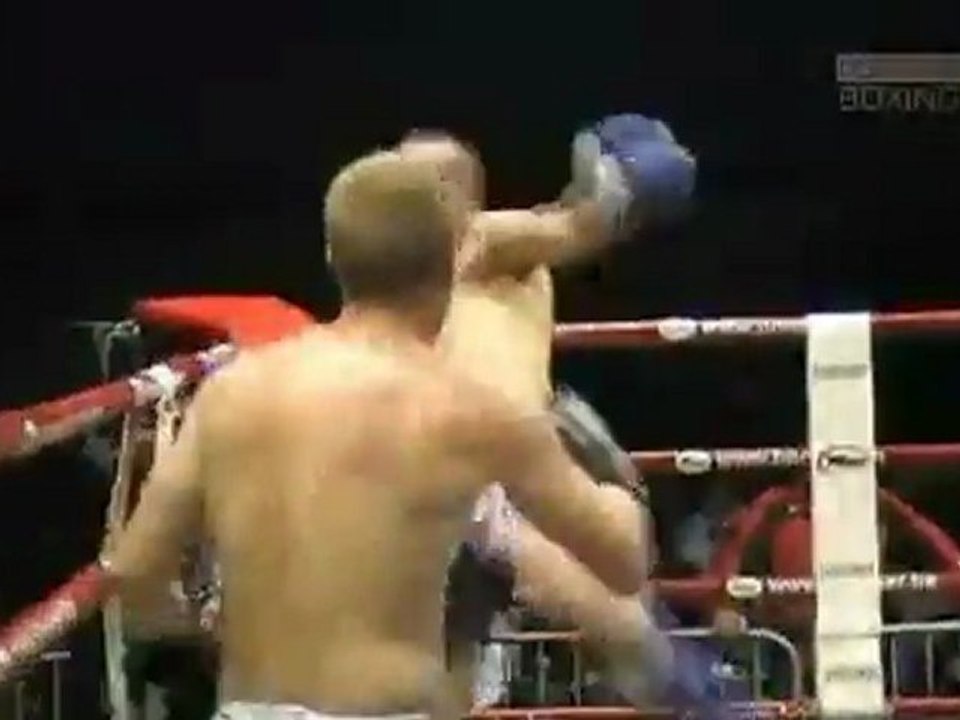 Kick-Boxing - In Variabilis - Combat, Senior Classe B -75kg, 3 rounds de 2:00mn.