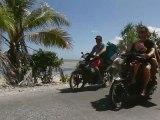 Surf trip au Timor en Indonésie avec Manu Bouvet, Carine Camboulive et Jeremy Eloy