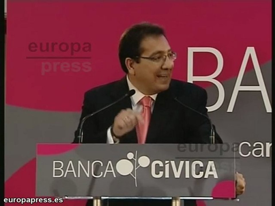 Banca Cívica reconoce que han vivido tiempos muy duros