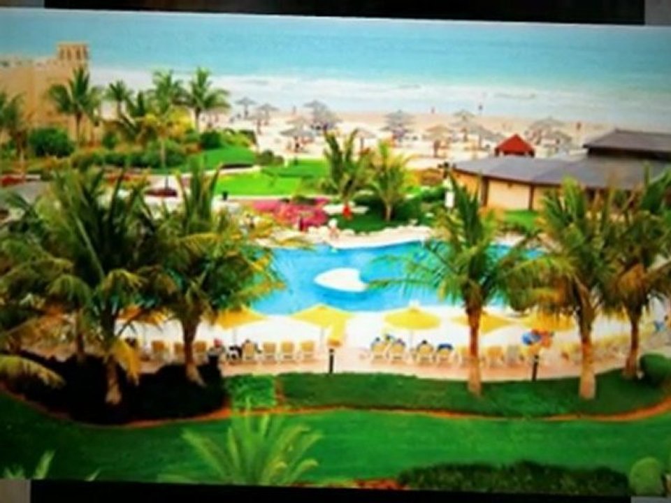 Al Hamra Fort Hotel