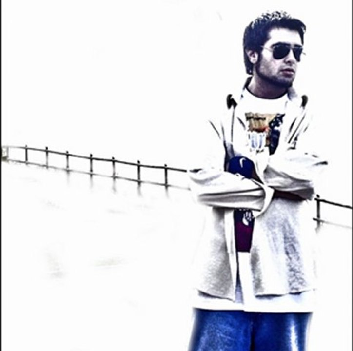 Uğur Eren - Uzak Ama Kısa