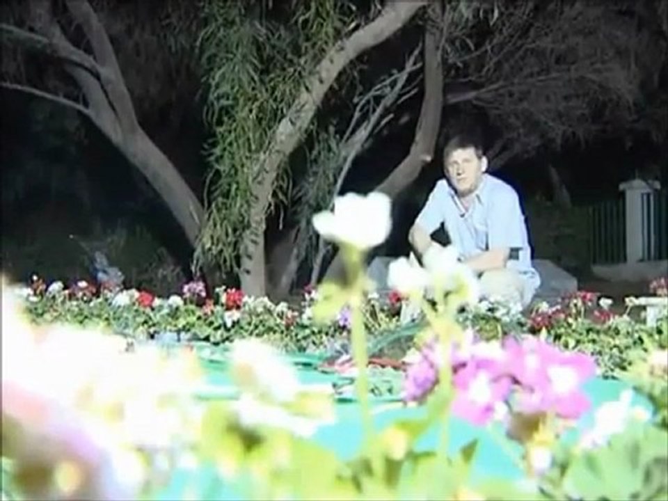 Libye en 2011 =   FRANCE Crime de guerre !!