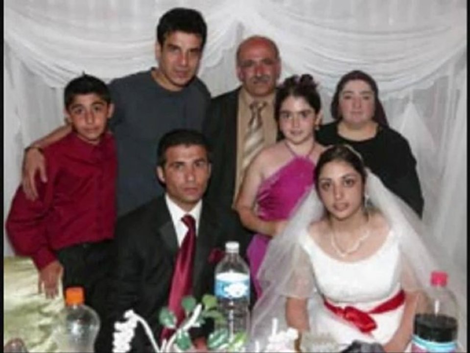 Mustafa Ugur - Sari Geli