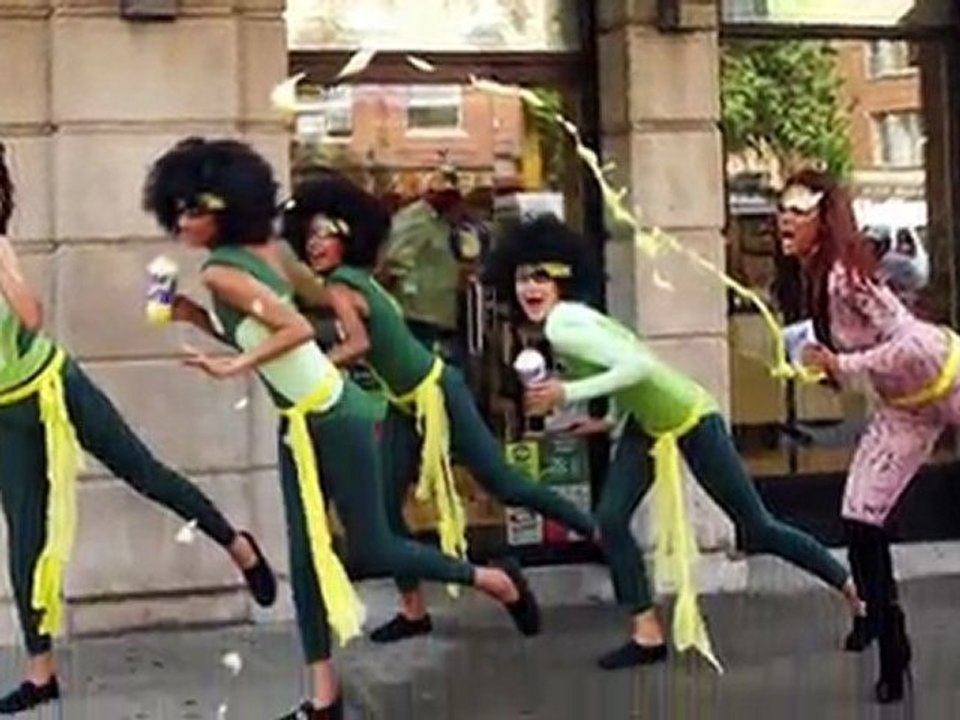 Tyra Banks Goes Comic Crazy