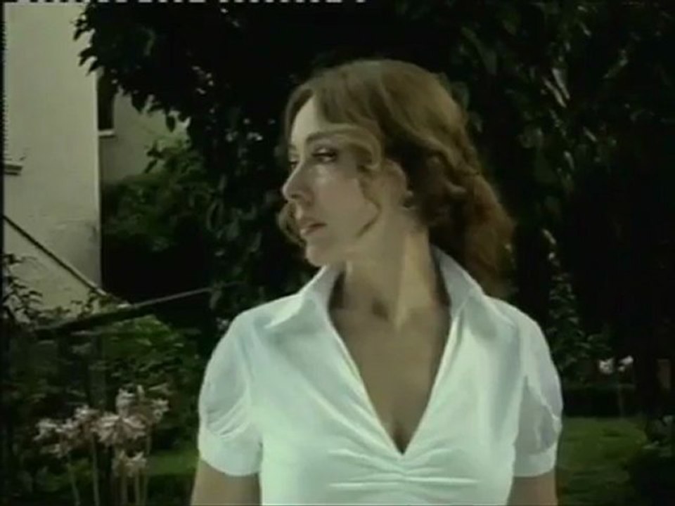 Aşkı Memnu Ajda Pekkan Toygar Işıklı Düet - YouTube