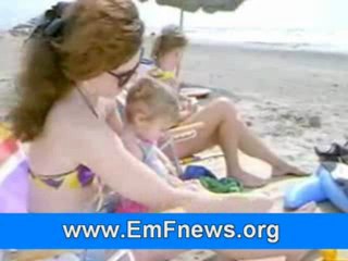 Watch The Signal Bars On Your Cell Phone To Protect You From Radiation