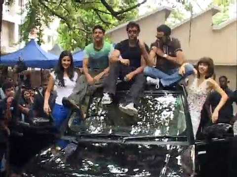 Hrithik Roshan Wants A Zindagi Na Milegi Dobara Sequel – Latest Bollywood News