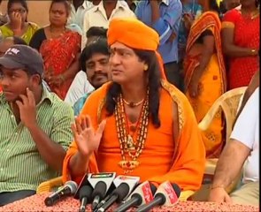 Rajendra Prasad fans in American Consulate