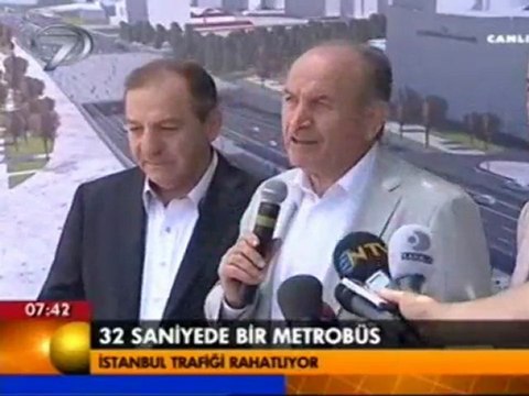 Beylikdüzü metrobüs çalışmaları tüm hızıyla devam ediyor - Kanal7