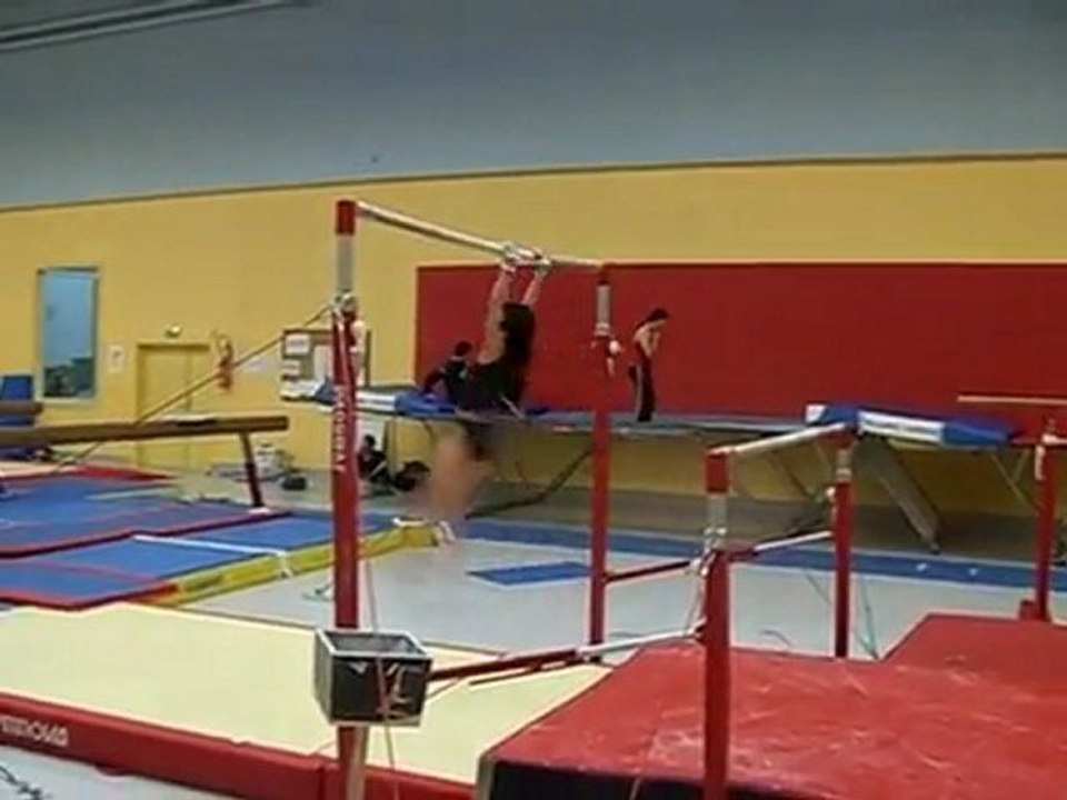 Bar bouncing Turnhalle Fail