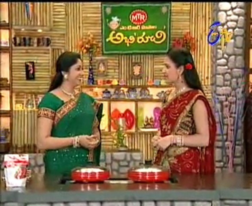 Abhiruchi - Recipes - Vankaya Chinta Chiguru, Palakura Masala Vadalu & Anapakaya Vadiyalu Kura - 02