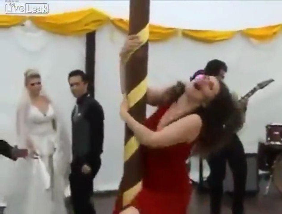 Aus diesem Grund sollten Sie nicht auf Hochzeiten sandgestrahlt bekommen Fail