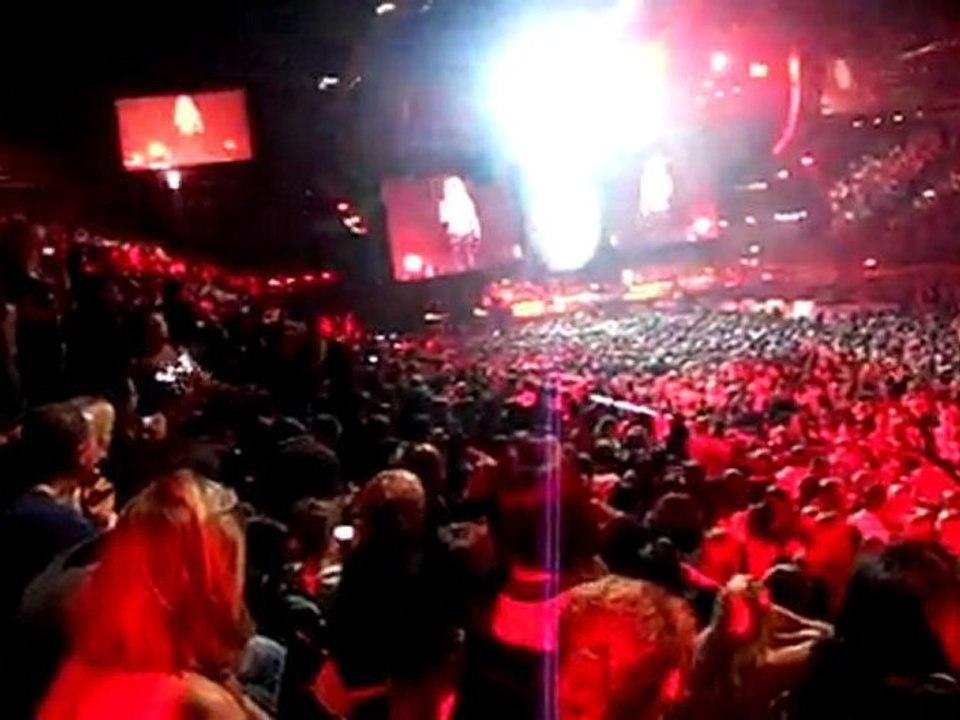 Shakira Bercy 14 juin 2011