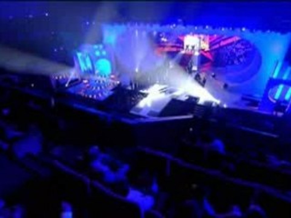 Jennifer Lopez - Get Right (Live )