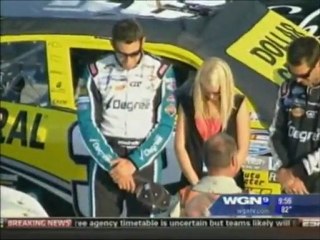 Pastor agradece a Deus pela mulher gostosa