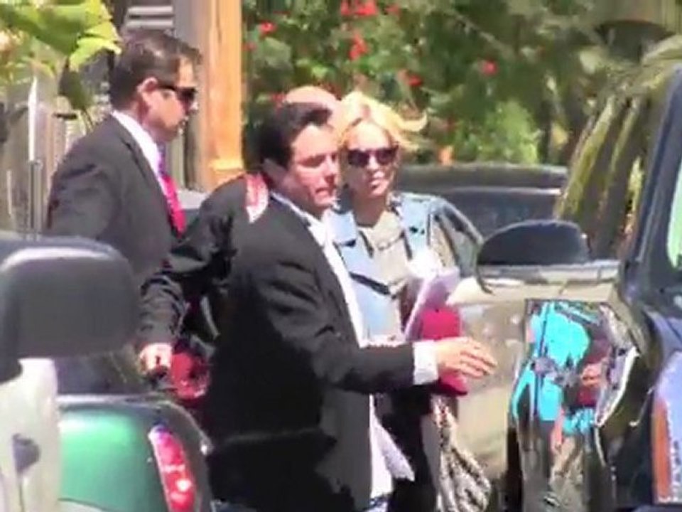 Exklusiv: Lindsay fehlt das nötige Kleingeld ?