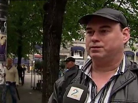 Povo não entende atentados em Oslo