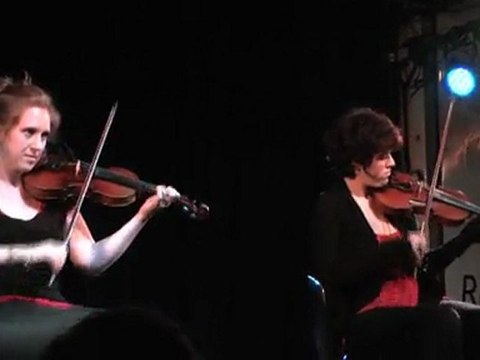 Poufs à cordes StChartier 2011-extrait3