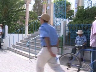 Arabic-Web-A Sidi Bouzid, inscriptions aux élections multiplient