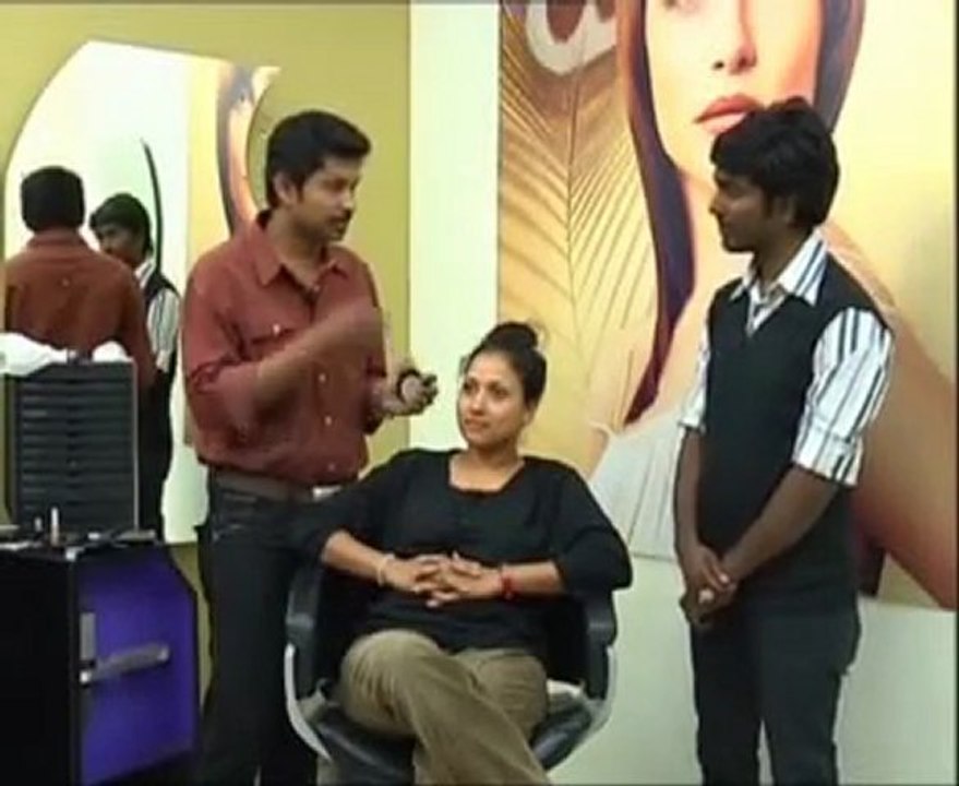 News Reader explaining about - Make Over