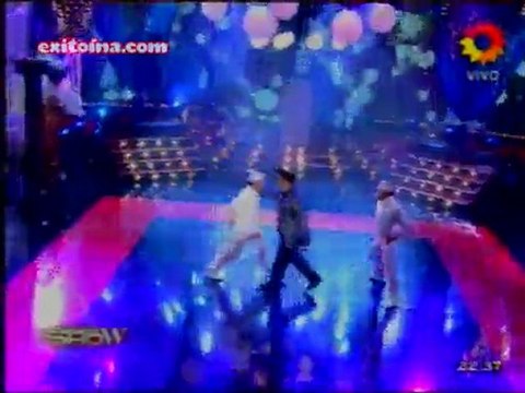 Exitoina.com - El musical de Ricardo Fort