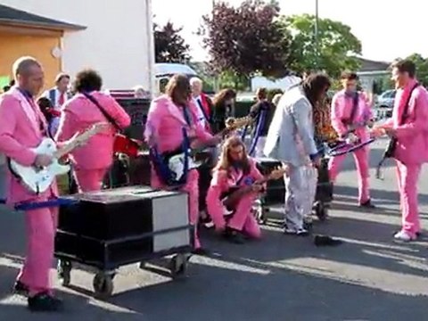 2011-07-23 La Fanfare Electrique à Mazerolles (86) 3