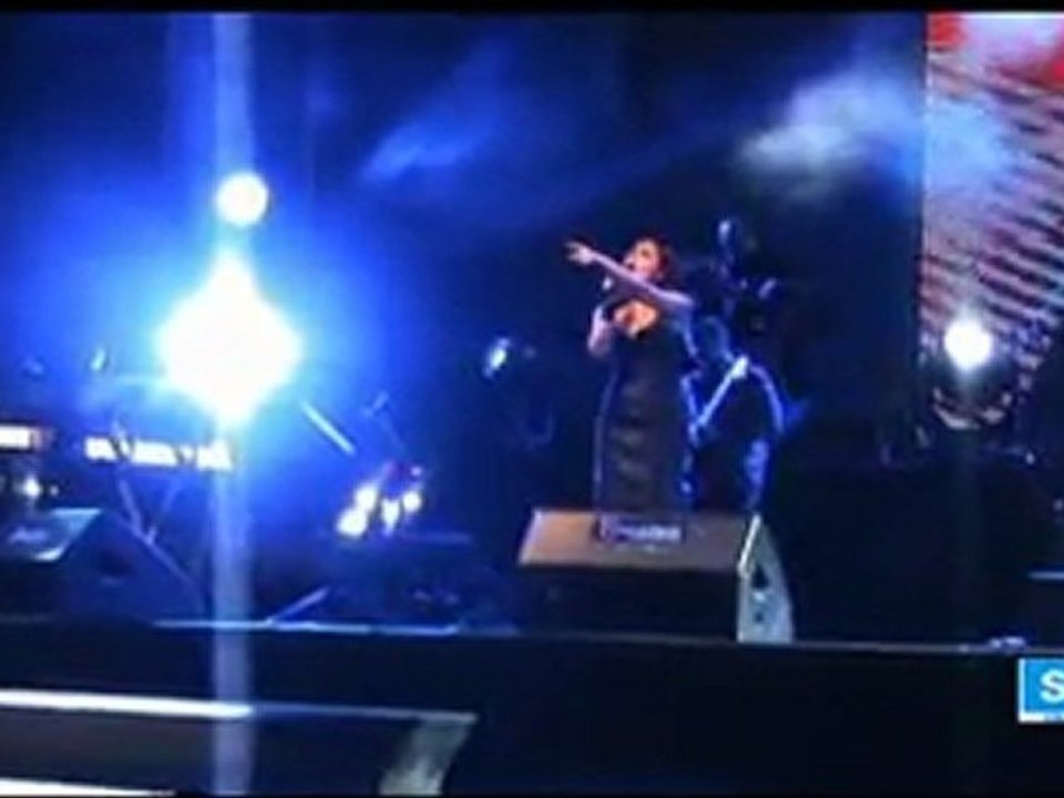 Nilüfer Şarkılarıyla Mest Etti (Nilüfer)