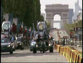 Arrivée aux Champs Elysées