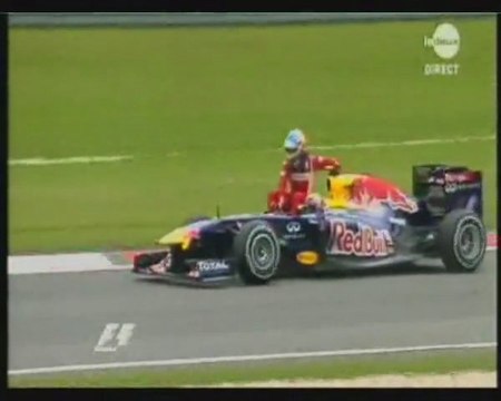Nurburgring 2011 : Alonso ramené en taxi par Webber