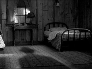 "Dans l'ombre", "In the shadow". Short Film.