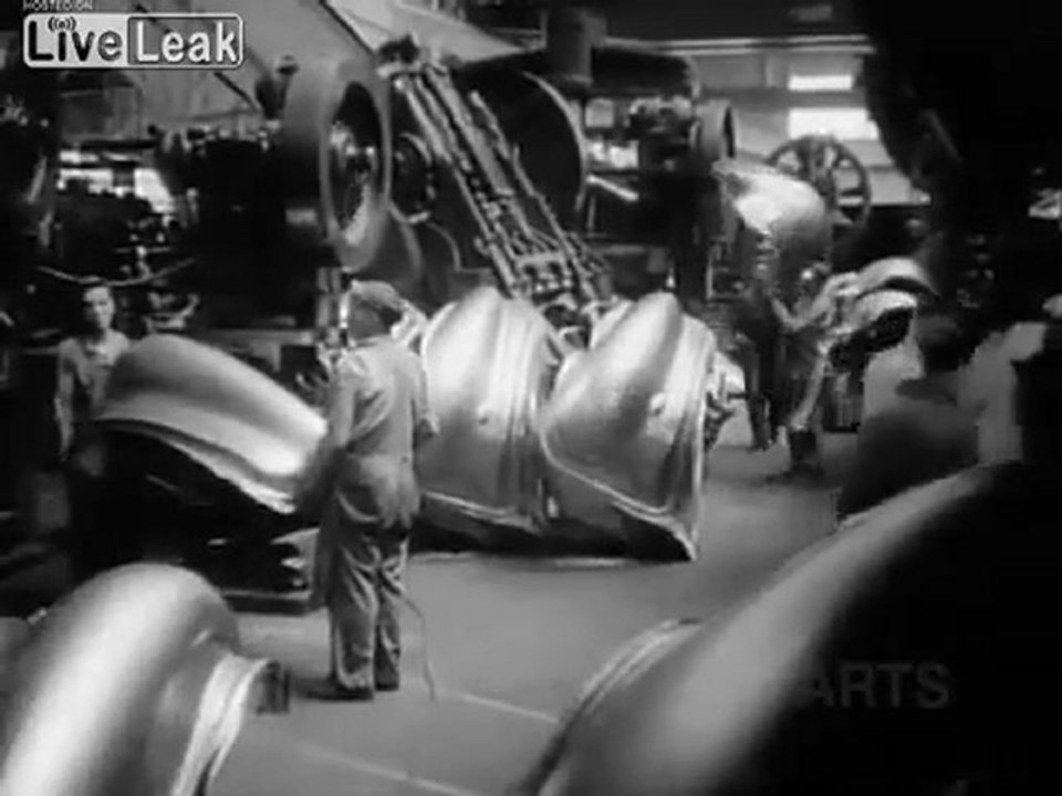 Coole Clips aus 1930er Auto Fließband