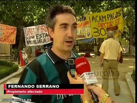 Los cooperativistas estafados levantan campamento