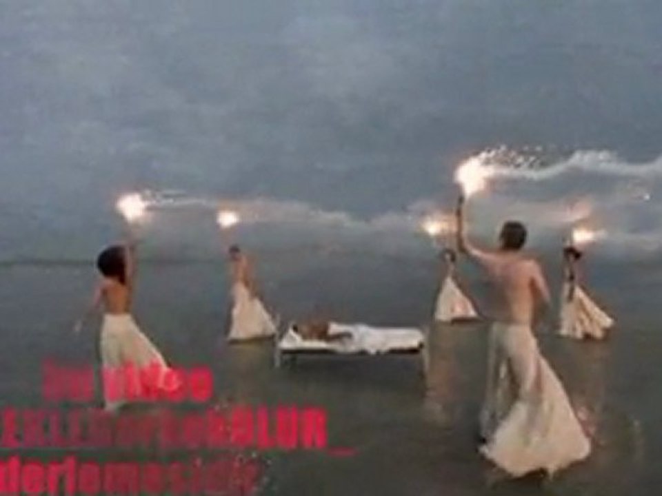 AJDA PEKKAN & YÜKSEK SADAKAT UCUZ ROMAN 2011 KLİP by _MELEKLERerkekOLUR_