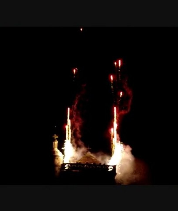 Feu d'artifice Sainpuits 23 Juillet 2011