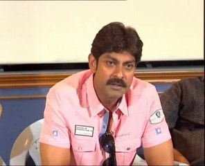 Jagapathi Babu - Charmi's Nagaram Nidra Potunna Vela