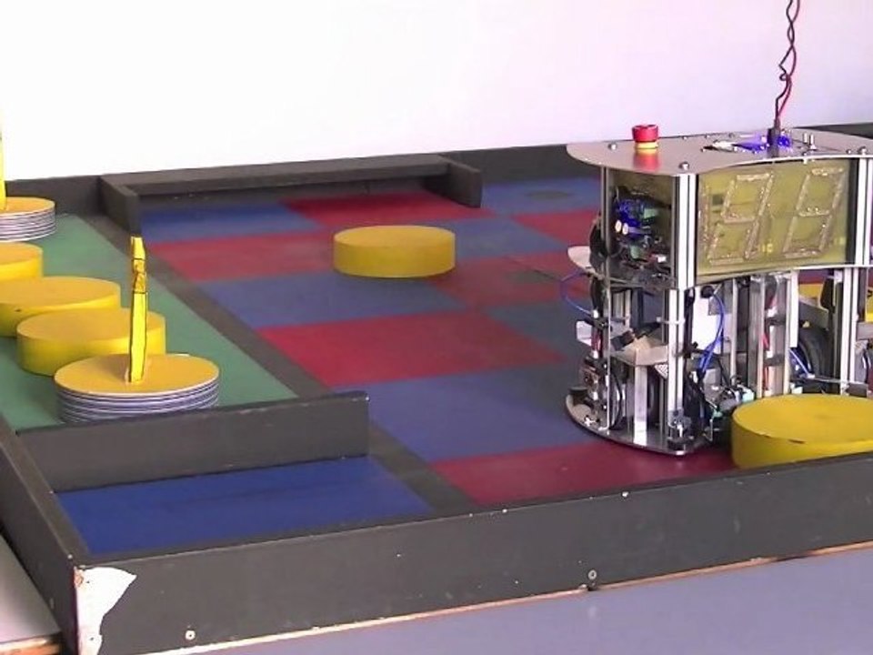 Gali IV - Coupe de France de Robotique - ECEborg - PPE award 2011