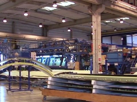 Arabic-web-Airbus orders give boost to contractors