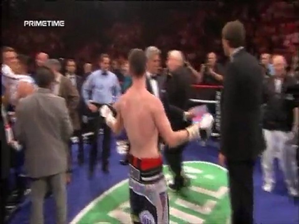 Paul McCloskey Vs Amir Khan round 6