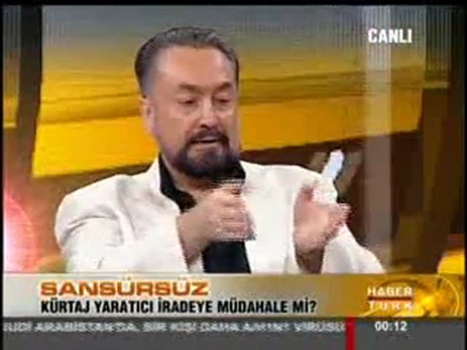 Adnan Oktar Habertürk röportajında açıklıyor: ''Hadislere ve İslam alimlerinin izahlarına göre ümmetin ömrü hicri 1500'ü geçmeyecektir''