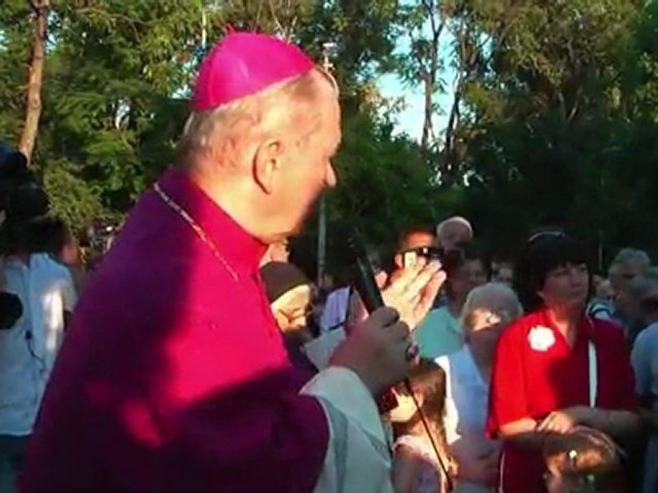 ÎPS Ioan: Aici este Fericitul Ioan Paul al II-lea, chipul său luminos