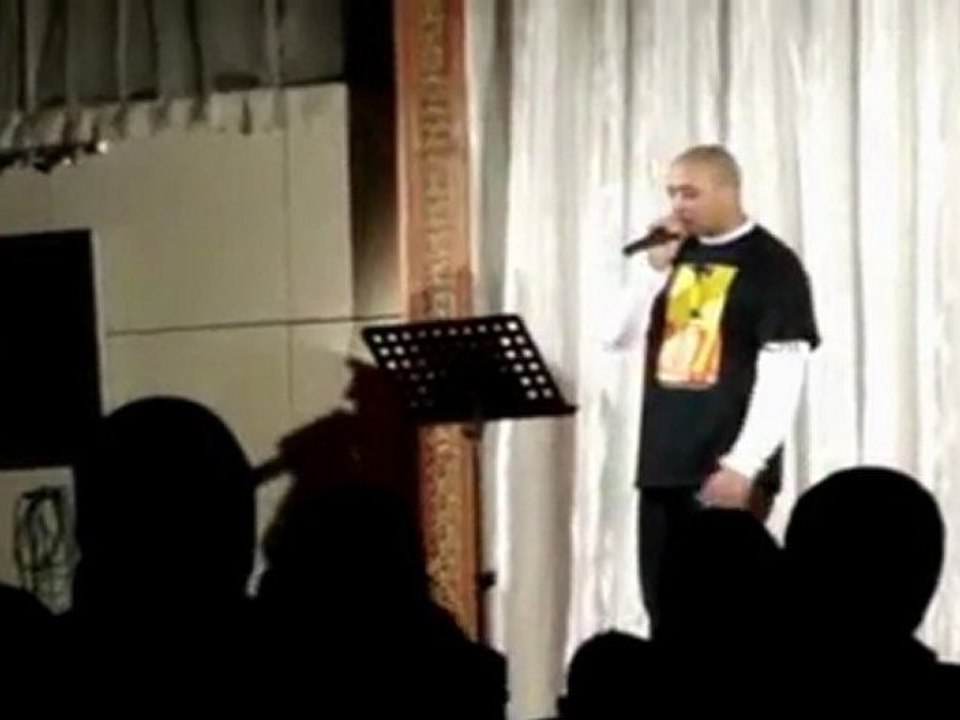 Réalité Anonyme sur scène