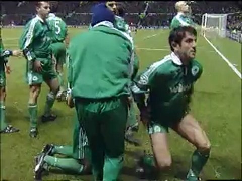 Panathinaikos - Karagounis free kick Vs Manchester United