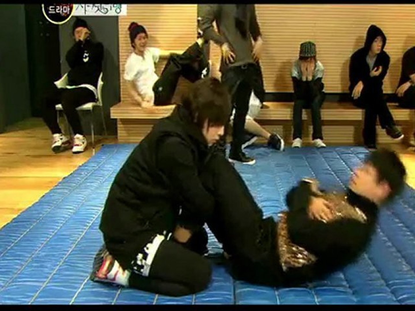 Mちゃんねる Bigbang Secret Garden Parody 動画 Dailymotion