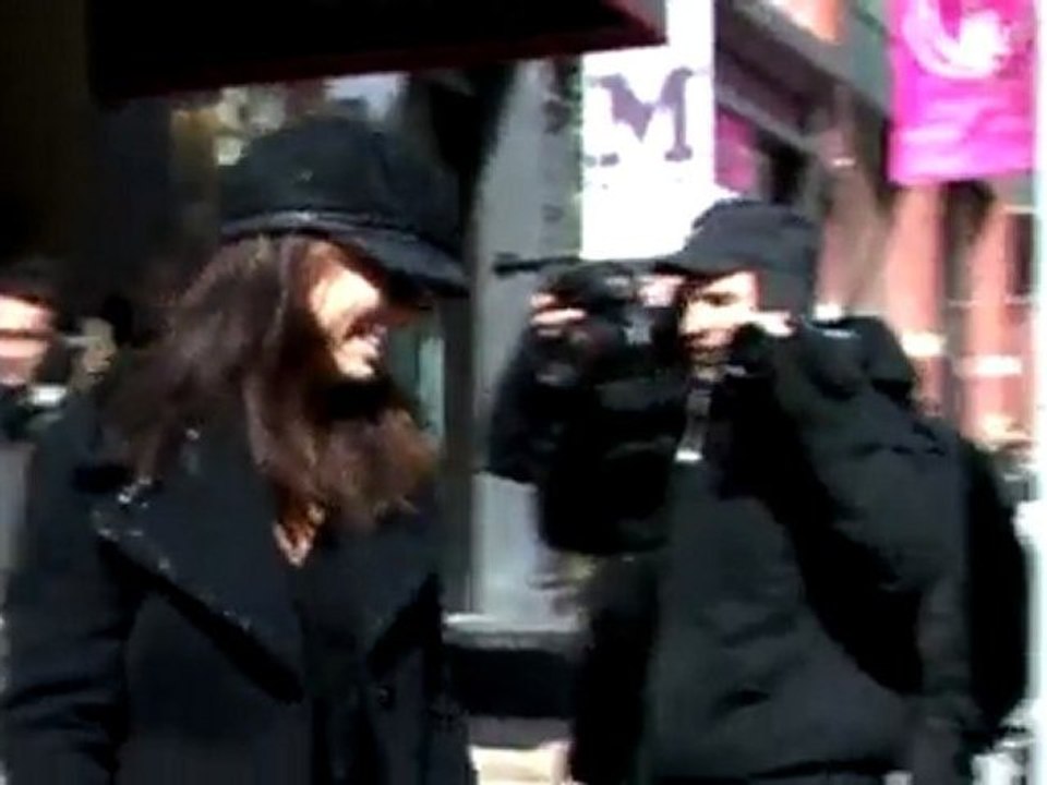 Jesse James Calls Off Engagement