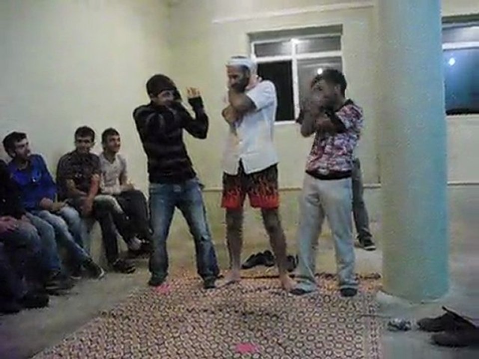 PINARGÖZÜ KÖYÜ ORTA OYUNLARI VIZ VIZ