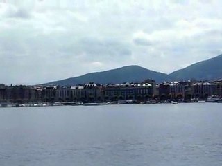 Le lac à Geneve et le jet d'eau