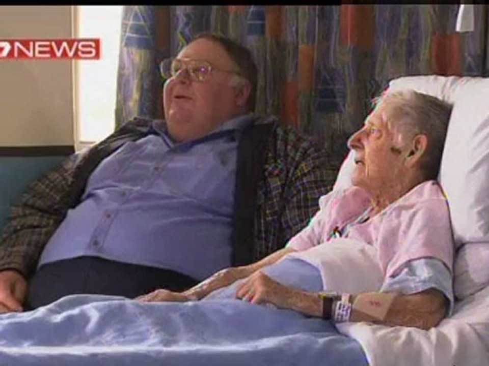 Police use pepper spray on 'rogue' kangaroo